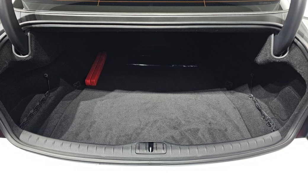 Genesis G80 Gasoline 2.5 Turbo AWD, 2025