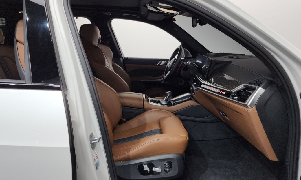 BMW X5M 4.4 Competition, 2024
