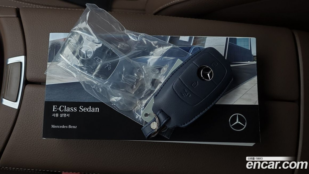 Mercedes-Benz E-Class E350 4MATIC Avantgarde, 2022