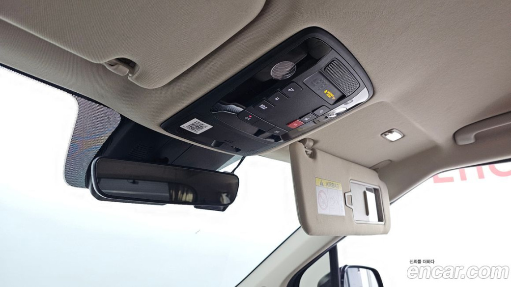 Kia Carnival 9-Seater Hi-Limousine, 2022