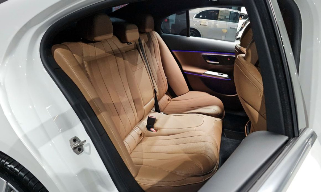 Mercedes-Benz E-Class E220d 4MATIC Exclusive, 2024