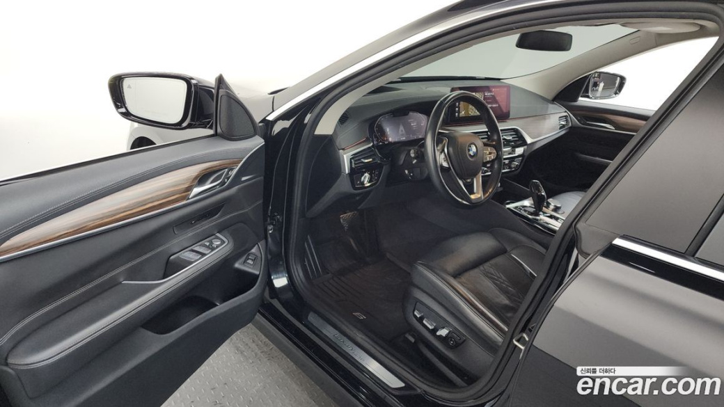 BMW Gran Turismo 620d Luxury, 2022