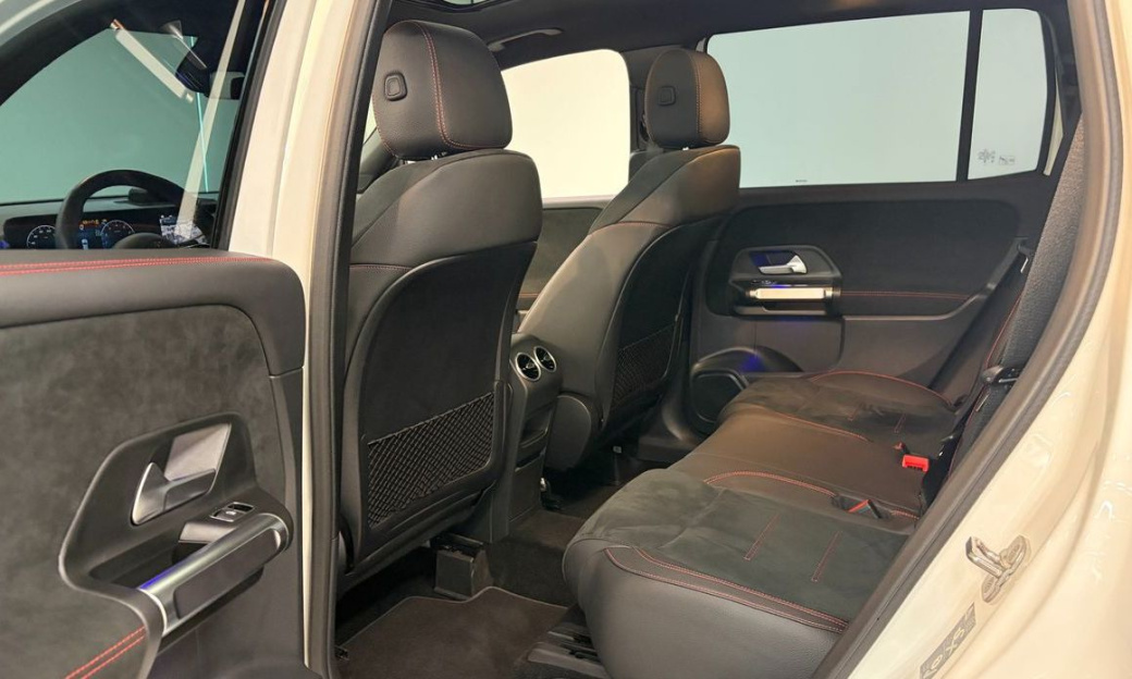 Mercedes-Benz GLB-Class GLB250 4MATIC, 2025