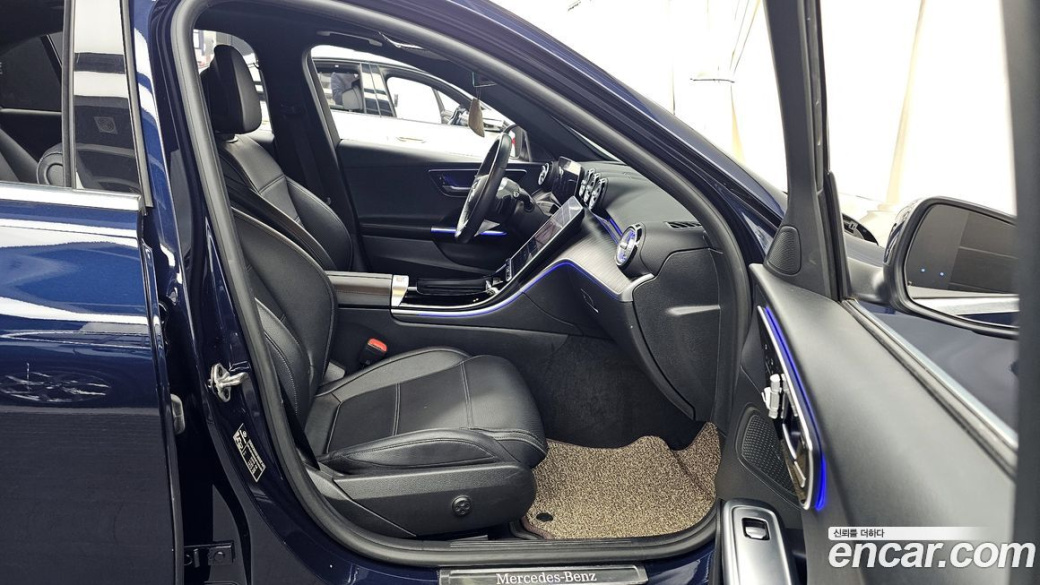 Mercedes-Benz C-Class C200 4MATIC Avantgarde, 2022
