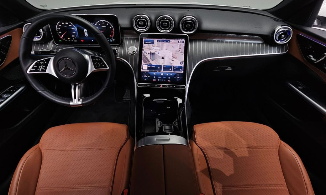 Mercedes-Benz C-Class C300 4MATIC Avantgarde, 2023