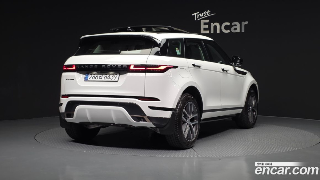 Land Rover Range Rover Evoque P250 Dynamic SE, 2025