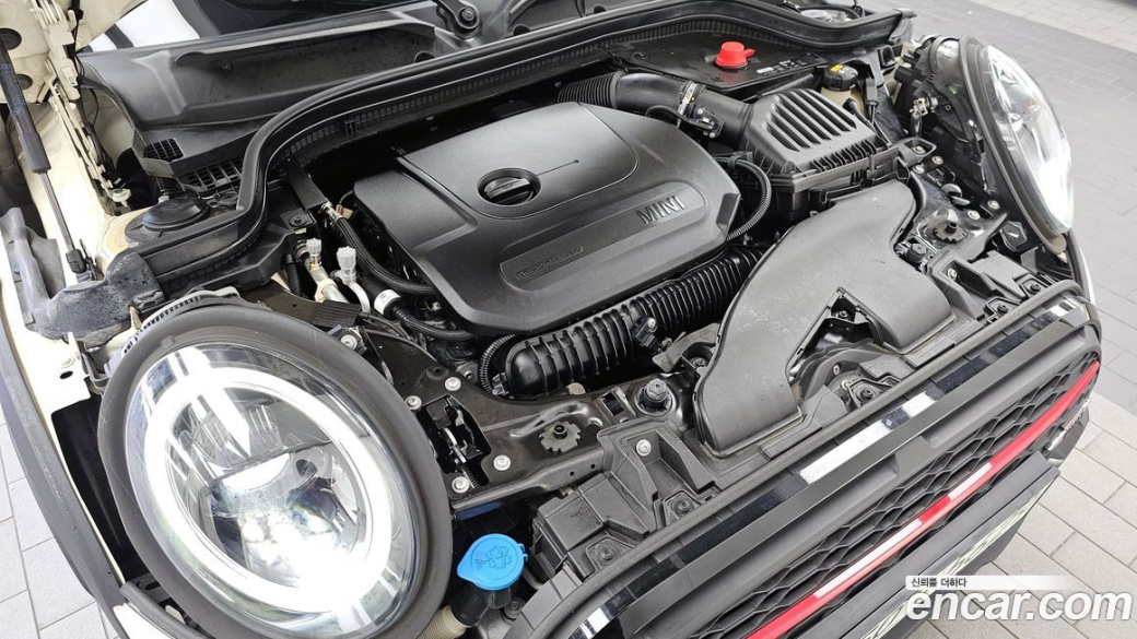 Mini Cooper Convertible JCW, 2022