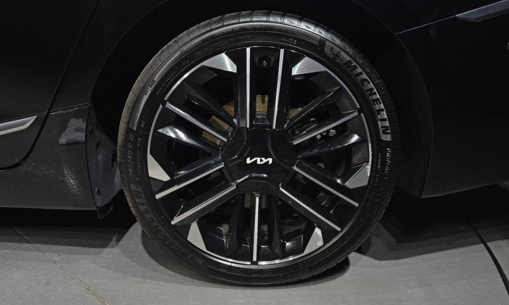 Kia K8 2.5 Gasoline 2WD, 2025