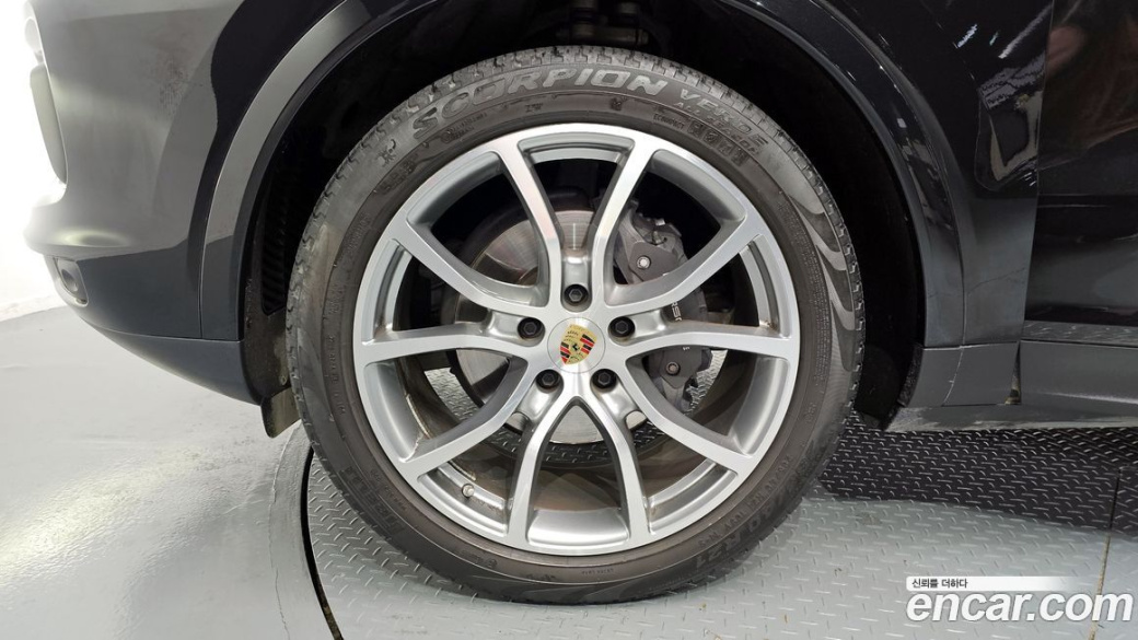 Porsche Cayenne 3.0 PLATINUM EDITION, 2023