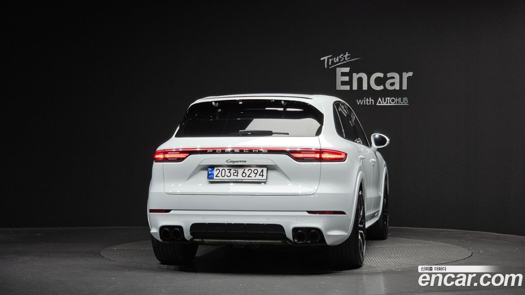 Porsche Cayenne 3.0 PLATINUM EDITION, 2023
