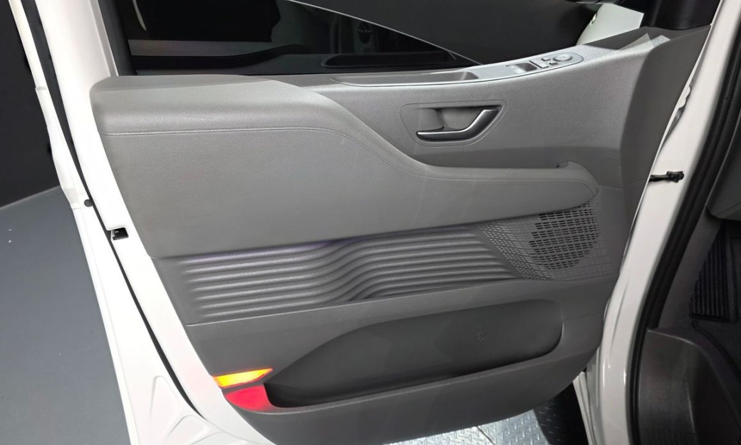 Hyundai Staria 2WD Camping Car, 2024