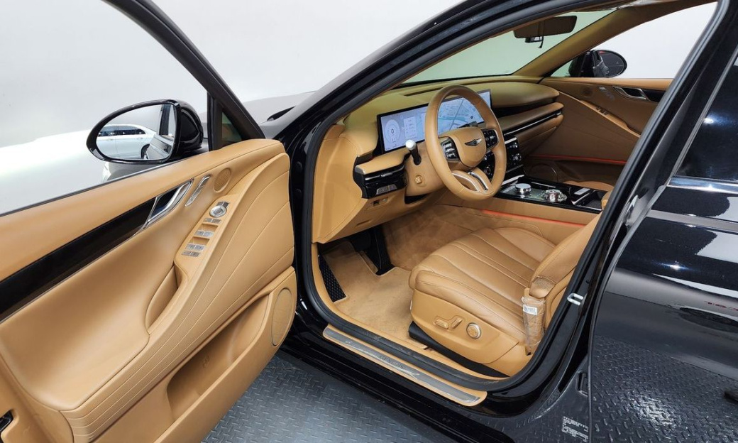 Genesis G80 Gasoline 2.5 Turbo AWD, 2025