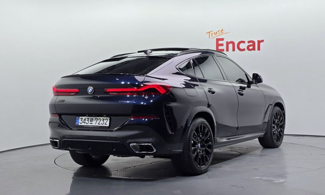BMW X6 xDrive40i M Sport, 2025