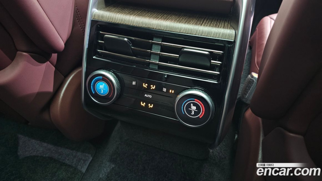 Land Rover Range Rover P530 Autobiography, 2024