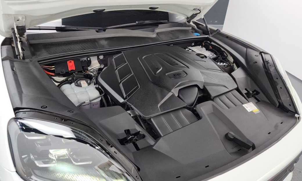 Porsche Cayenne 3.0 Coupe, 2024