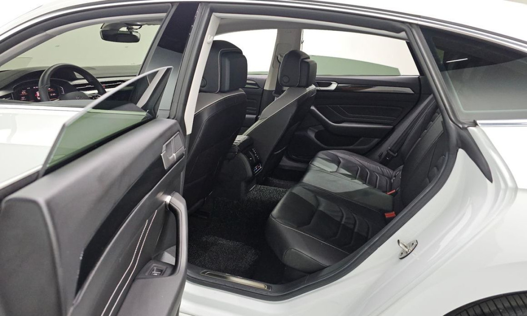Volkswagen Arteon 2.0 TDI Prestige, 2022