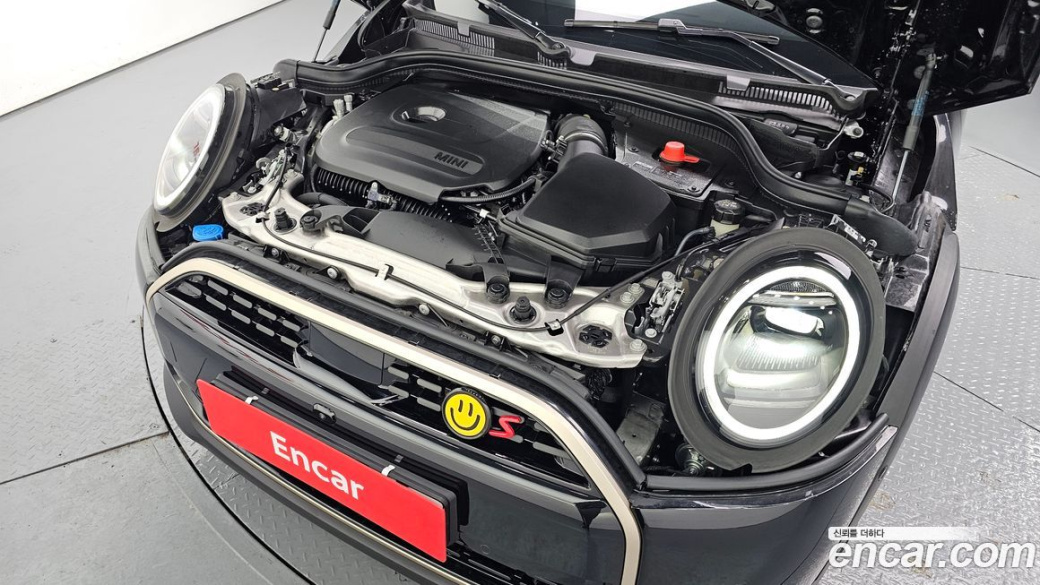 Mini Cooper 5 Door Favoured, 2025