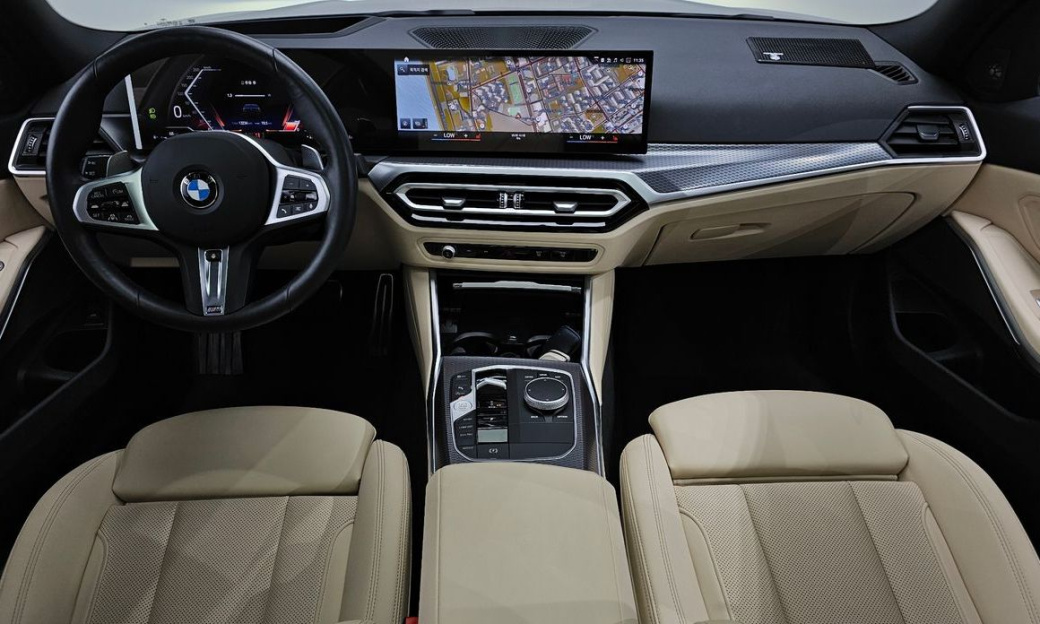BMW 3-Series 320i M Sport, 2024