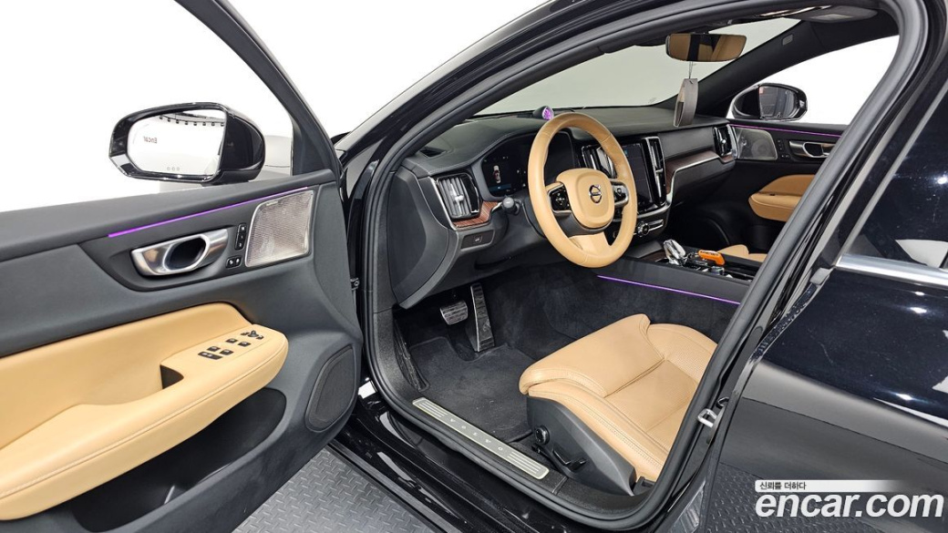 Volvo S60 B5 Ultimate Bright, 2024