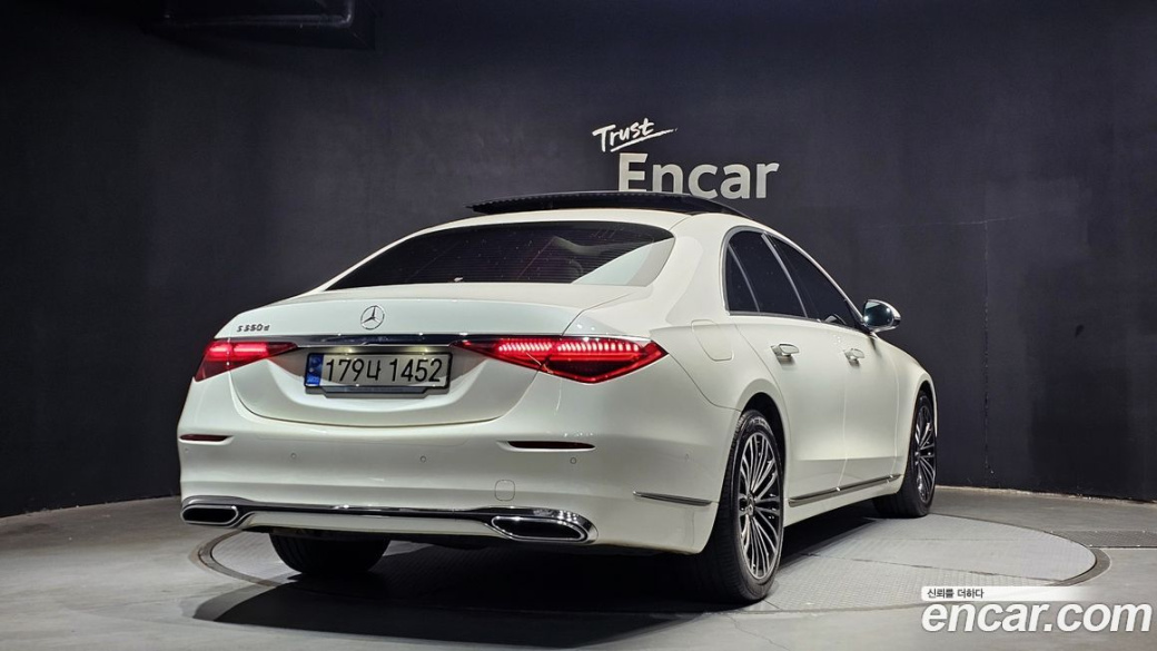 Mercedes-Benz S-Class S350 d, 2022