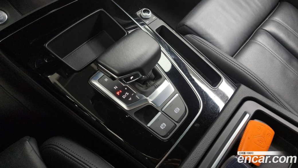 Audi Q5 45 TFSI Quattro Premium, 2022