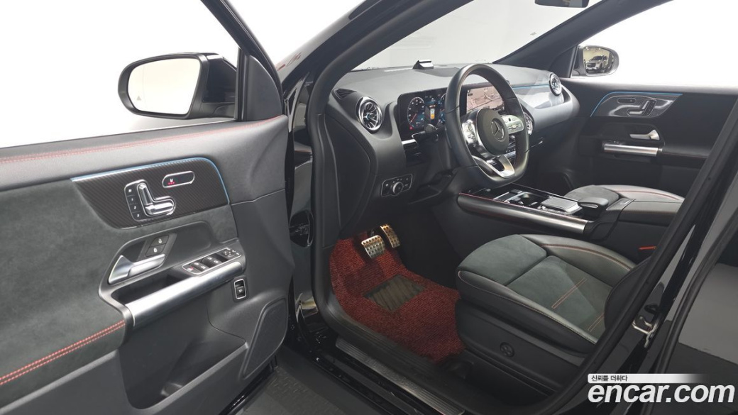 Mercedes-Benz GLA-Class GLA250 4MATIC, 2023