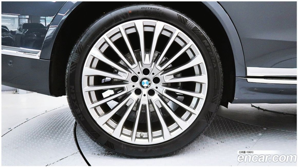 BMW X7 xDrive 40i Design Pure Excellence 6-Seater, 2022