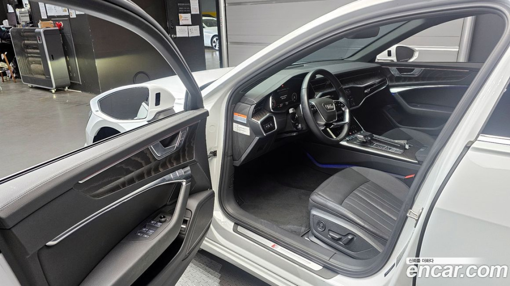 Audi A6 40 TDI Premium, 2023