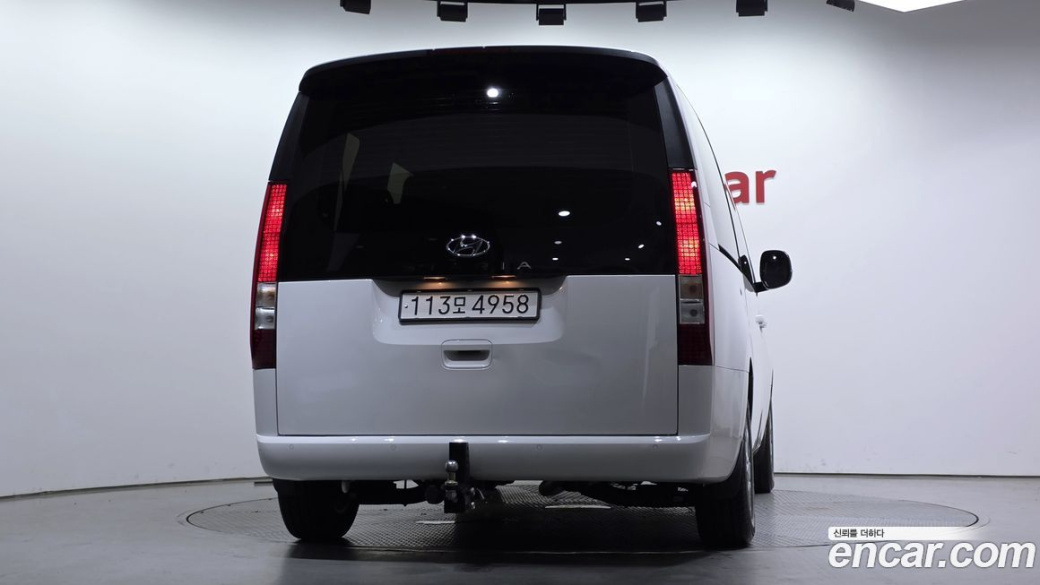 Hyundai Staria Tourer 9-Seater, 2024
