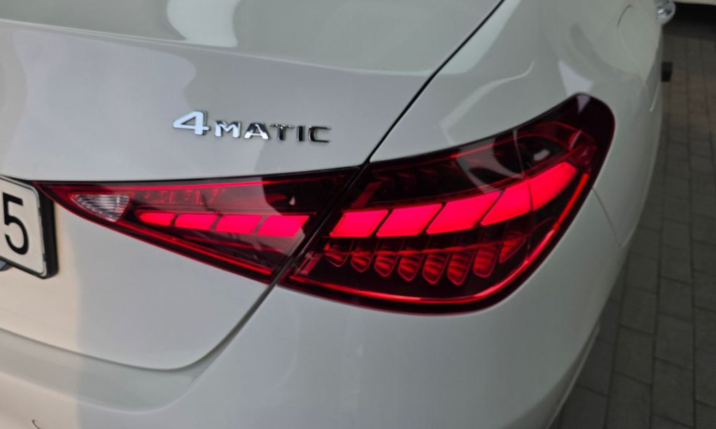 Mercedes-Benz C-Class C300 4MATIC Avantgarde, 2024