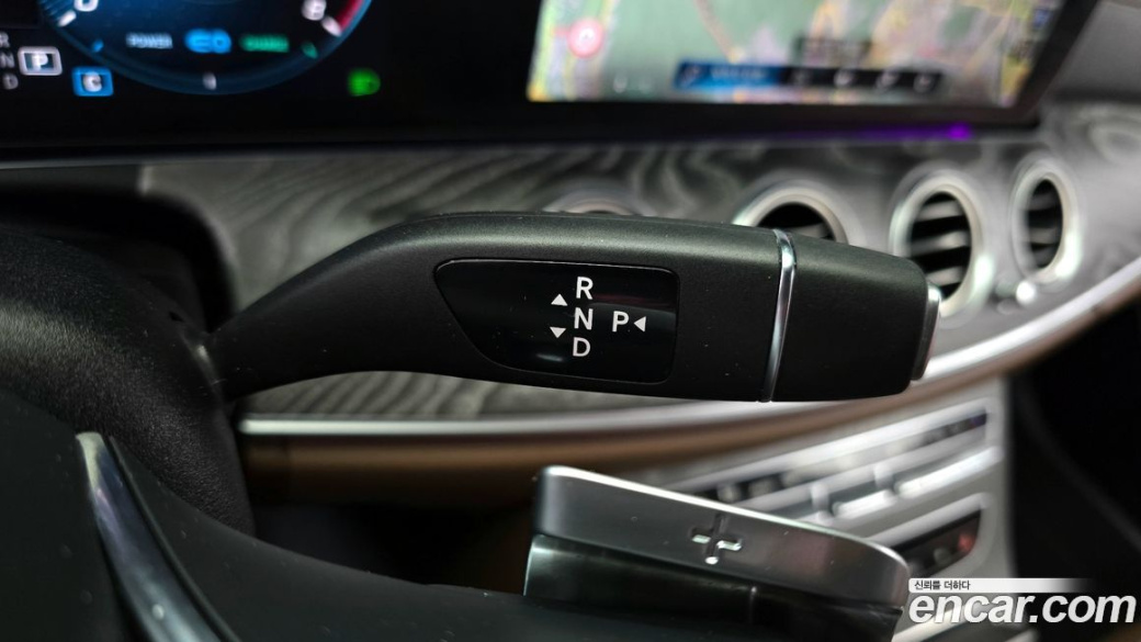 Mercedes-Benz E-Class E350 4MATIC Avantgarde, 2022