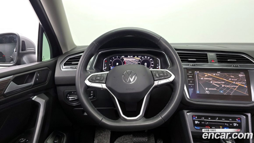 Volkswagen Tiguan 2.0 TSI Prestige, 2023