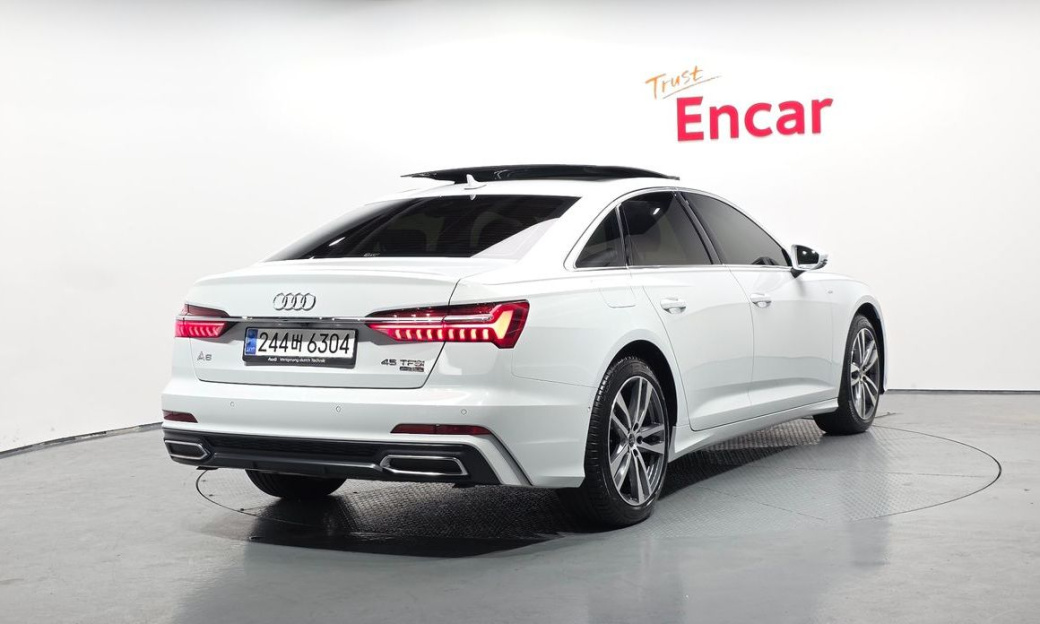 Audi A6 45 TFSI Quattro Premium, 2023