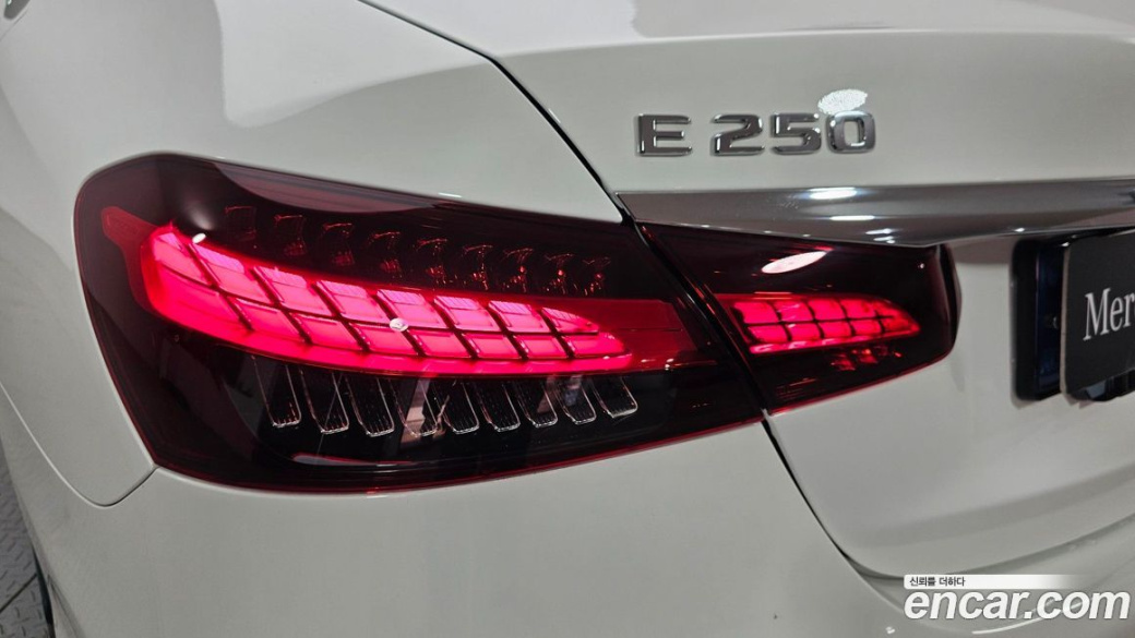 Mercedes-Benz E-Class E250 AMG Line, 2023