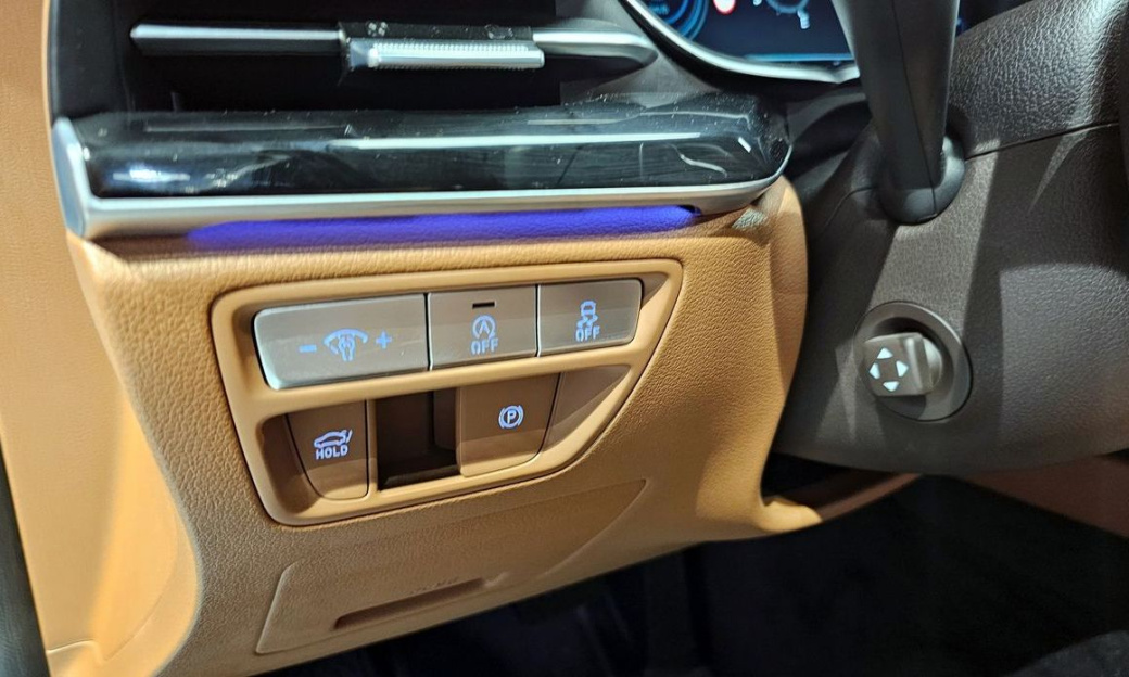 Genesis G80 Gasoline 2.5 Turbo AWD, 2024
