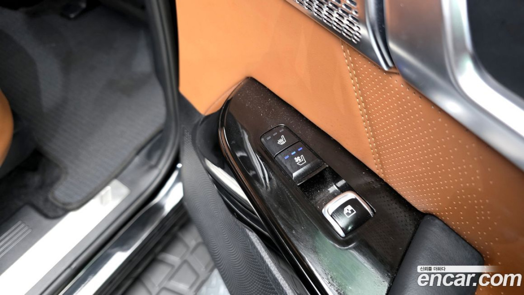Kia Mohave Diesel 3.0 4WD 6-Seater, 2024