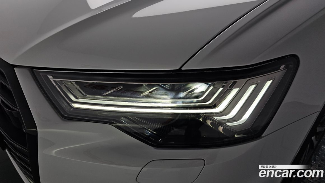 Audi A6 45 TFSI Quattro Premium, 2023