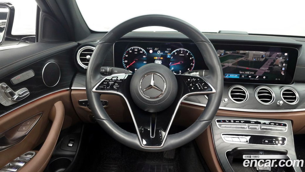 Mercedes-Benz E-Class E250 AMG Line, 2023