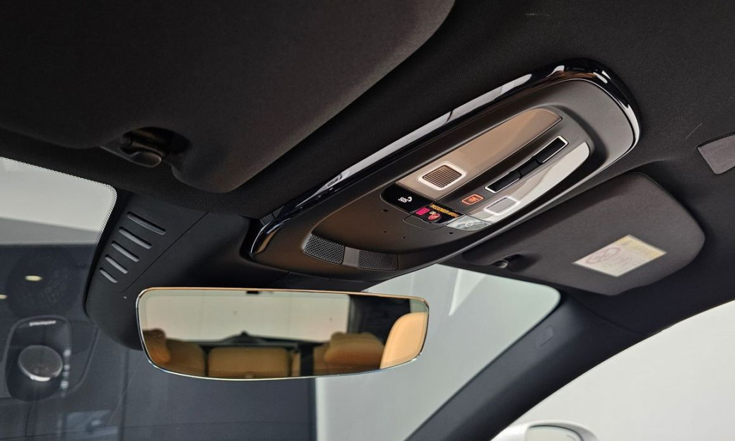 Volvo XC60 B6 Ultimate Bright, 2024