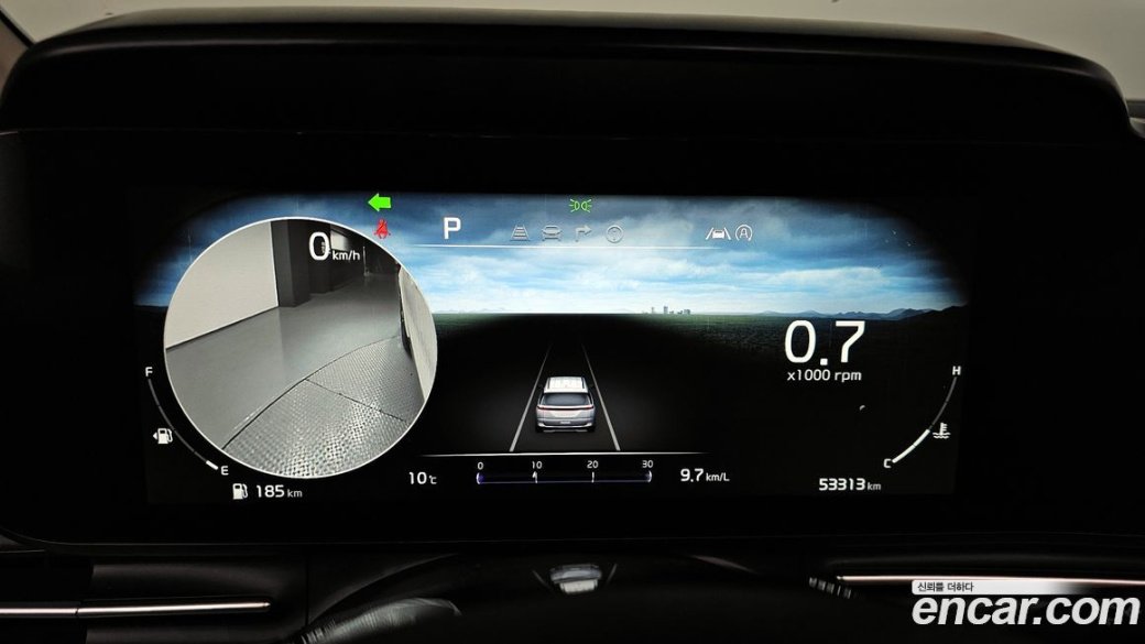 Kia Carnival 9-Seater Signature, 2023