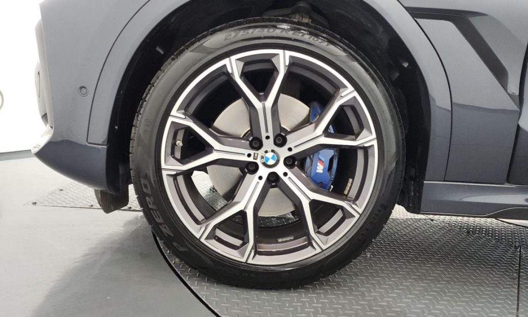 BMW X6 xDrive40i M Sport, 2022