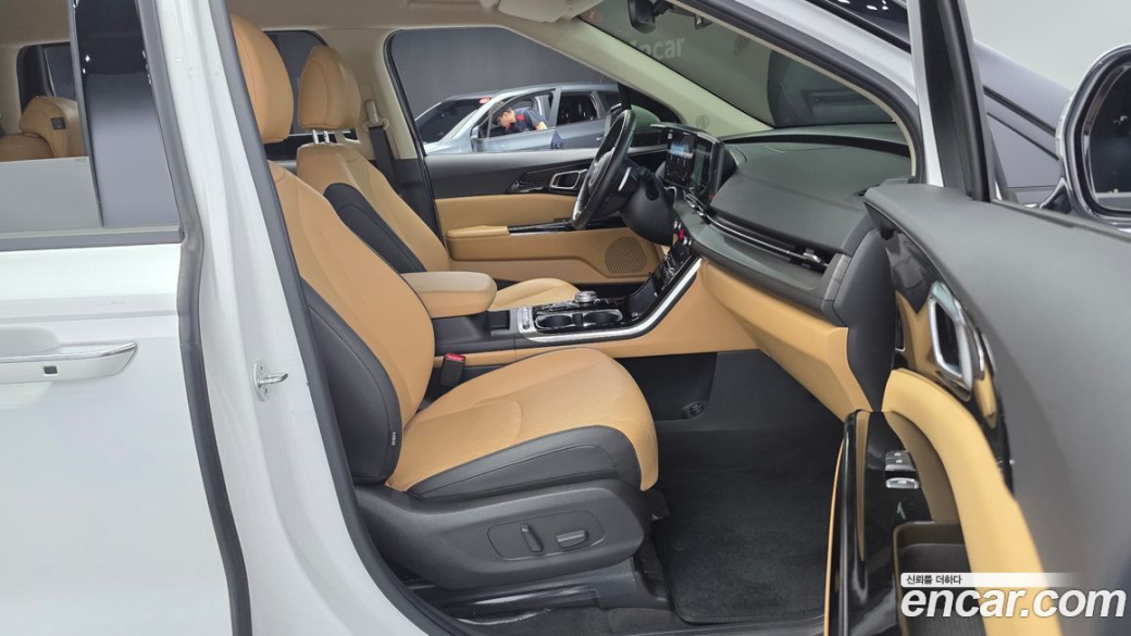 Kia Carnival 9-Seater Noblesse, 2023