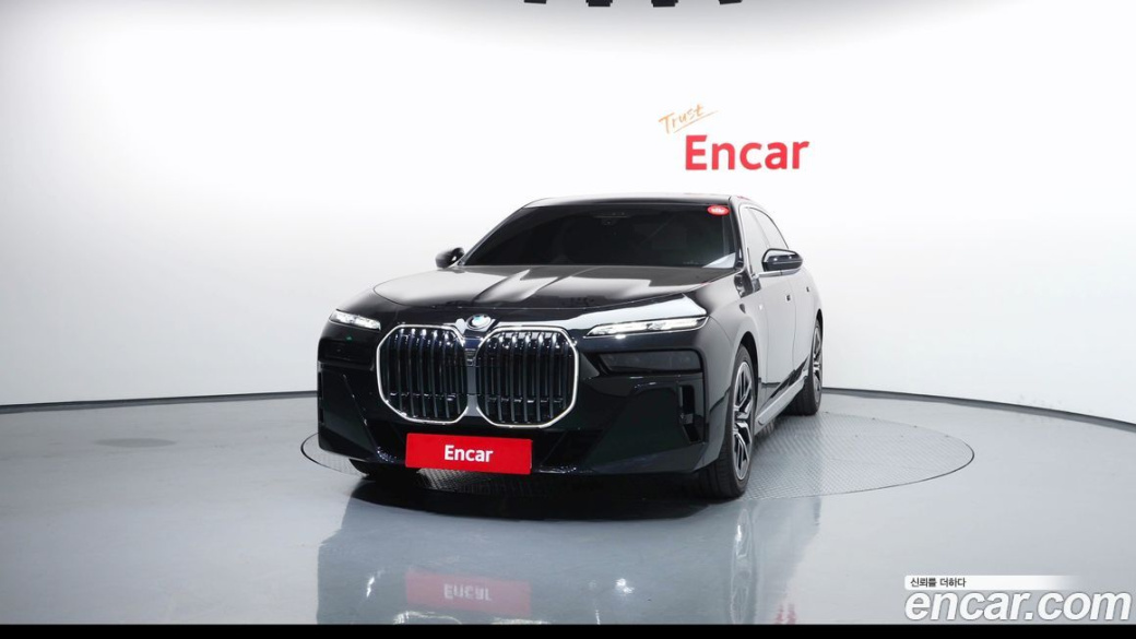 BMW 7-Series 740d xDrive M Sport, 2025