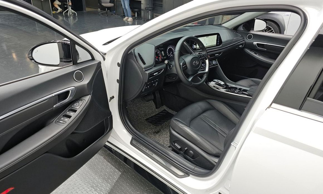 Hyundai Sonata 2.0, 2022