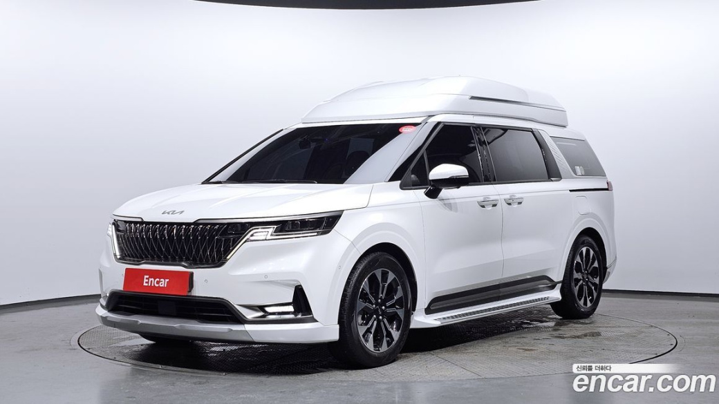 Kia Carnival 9-Seater Hi-Limousine, 2023