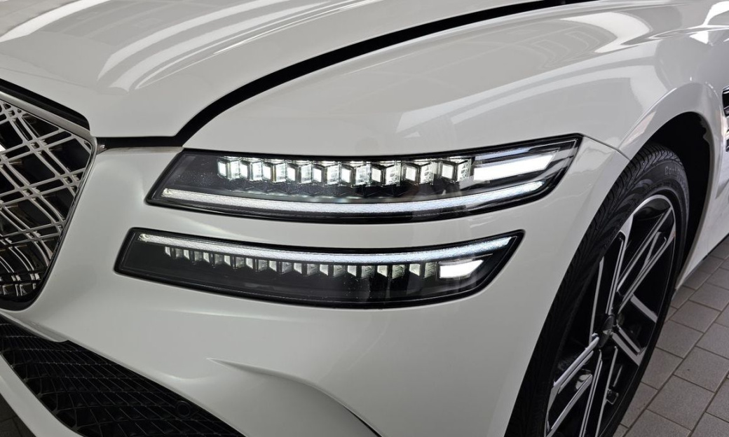 Genesis G80 Gasoline 2.5 Turbo 2WD, 2025