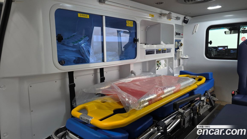 Hyundai Staria Ambulance, 2024