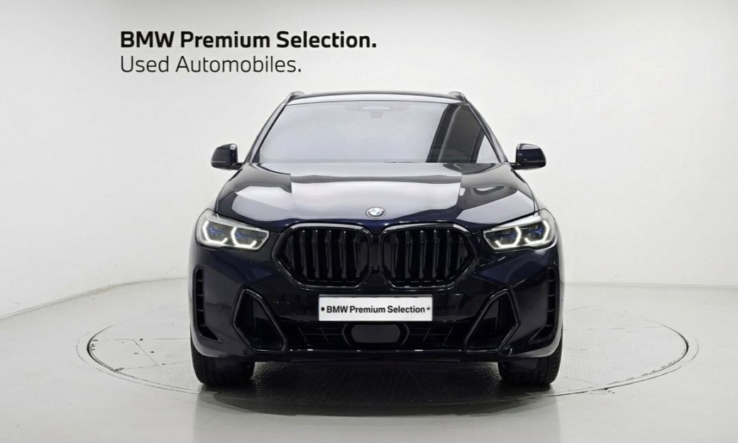 BMW X6 xDrive40i M Sport, 2025