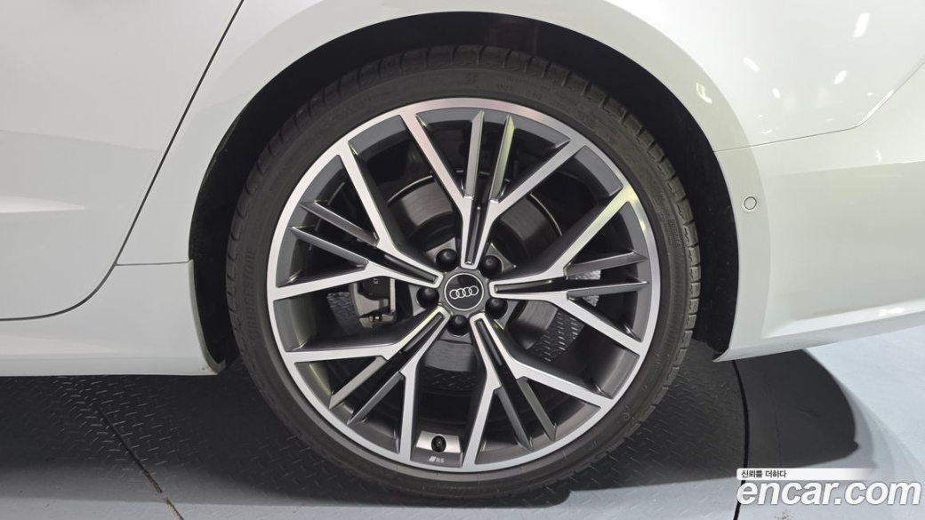 Audi A7 55 TFSI Quattro Premium, 2025