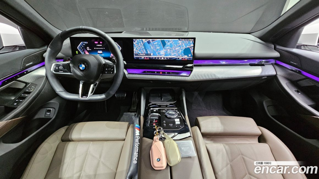 BMW 5-Series 520i M Sport, 2025